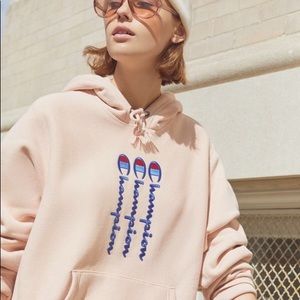 Champion x UO Reverse Weave Hoodie